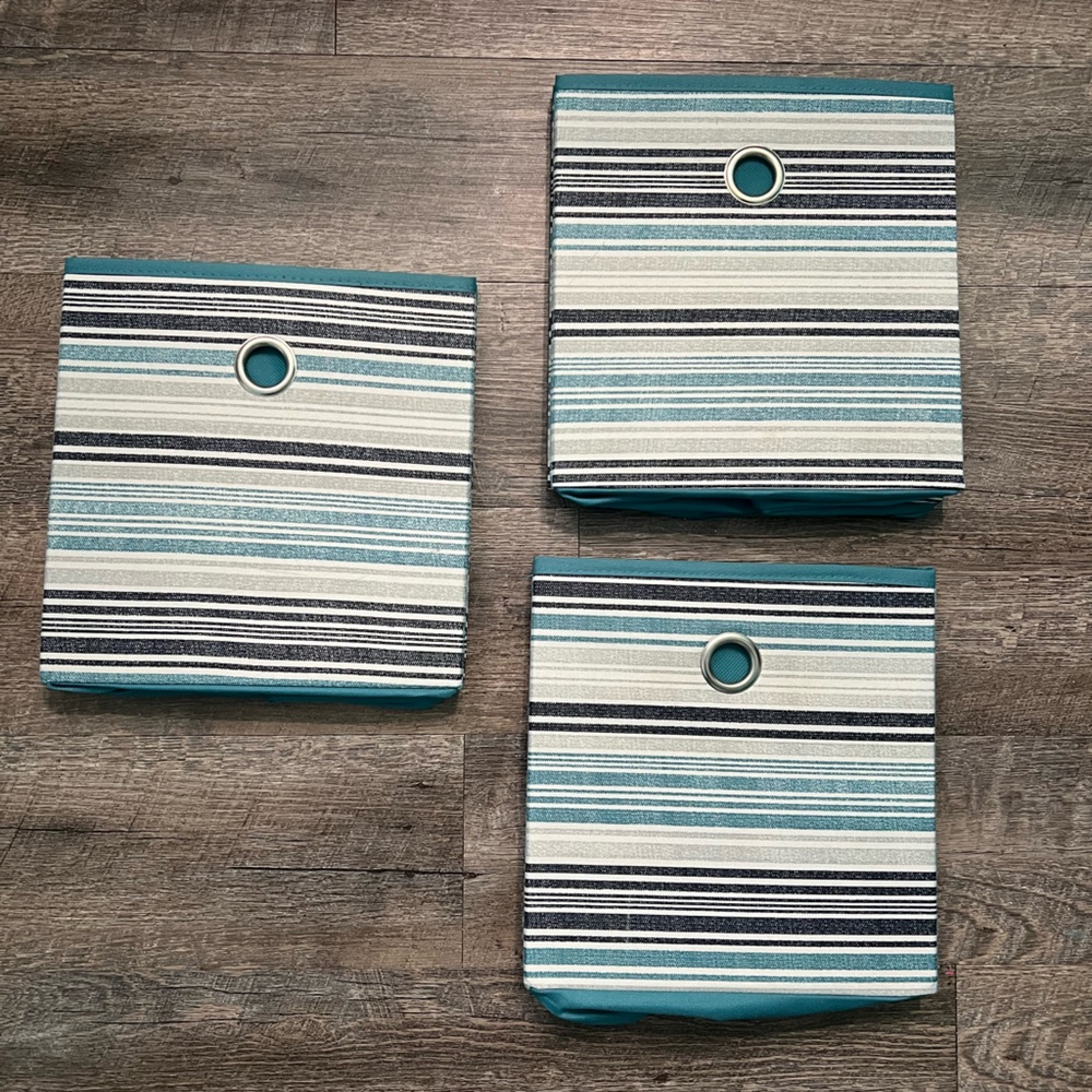 Storage bins